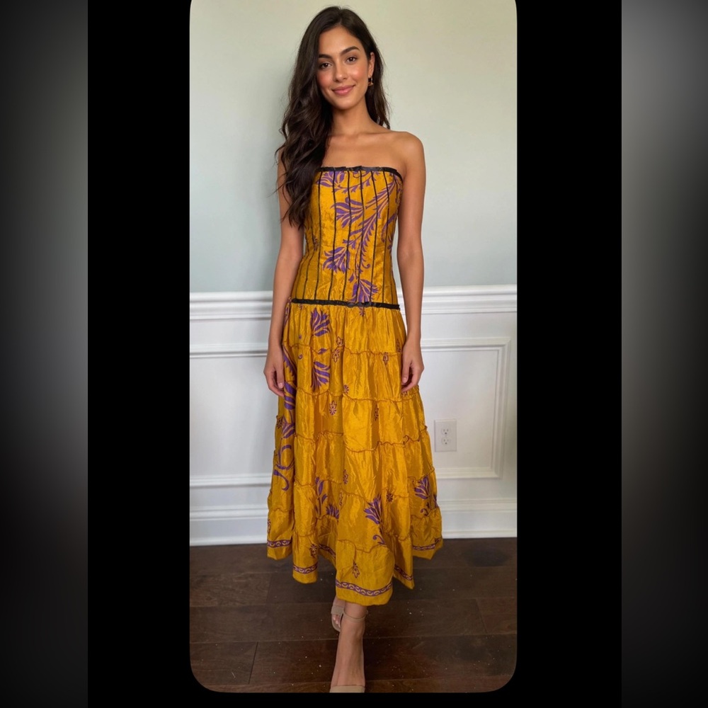 ✨🆕✨JUNGLEE BILLEE Strapless Mustard Yellow and Purple Patterned Dress Sz Free Sz